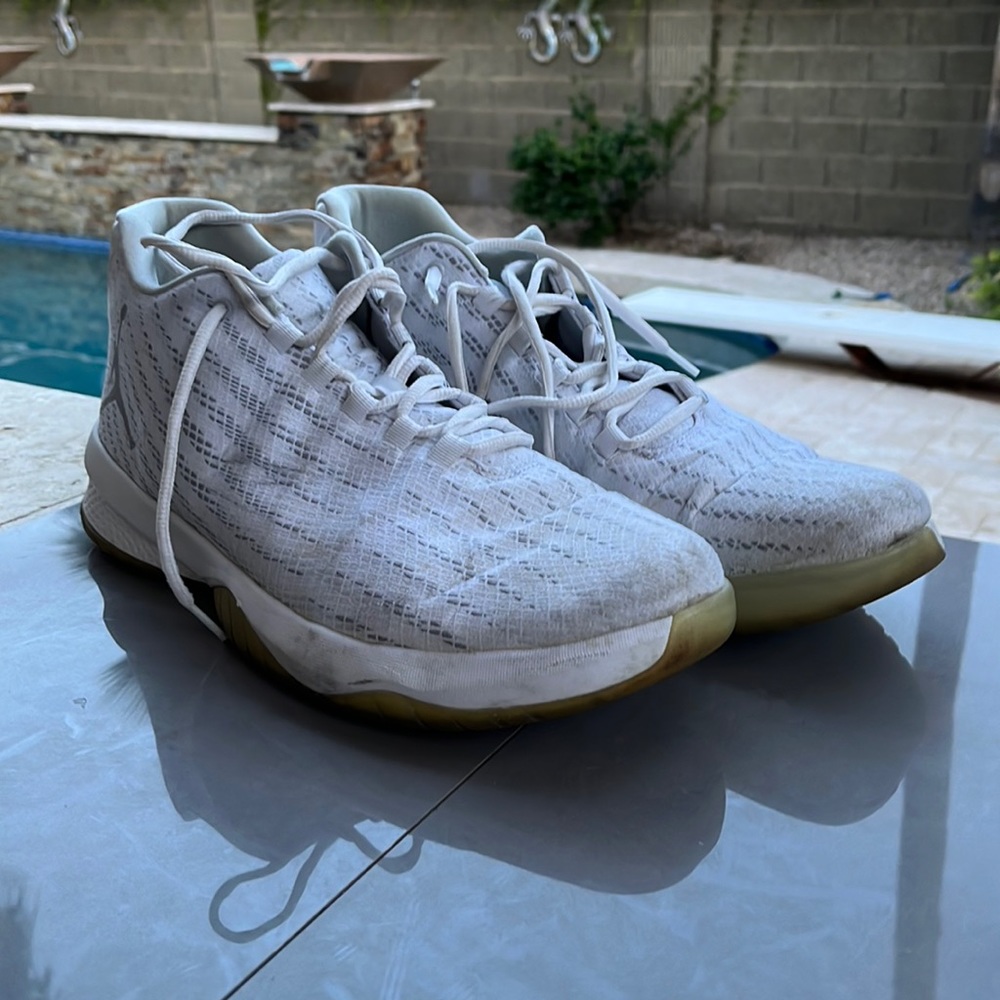 Men’s Jordan white sneakers 23